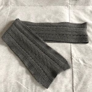 Gray Cashmere Cable Scarf!